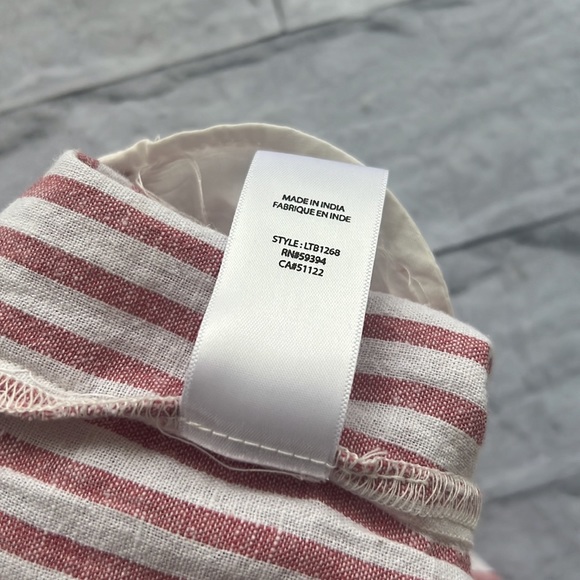 BeachlunchLounge collection linen blend striped capris size medium - Picture 10 of 11